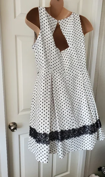 Danny And Nicole Polka Dot Dress - Picture 9 of 16